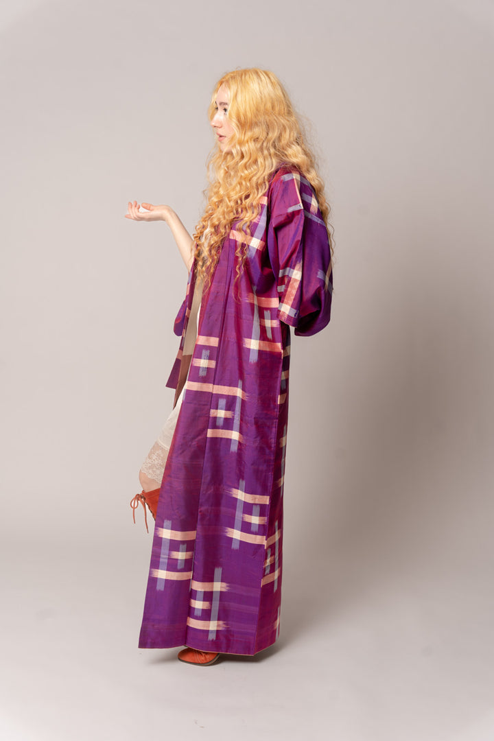 1950’s Iridescent Purple Meissen Silk Kimono