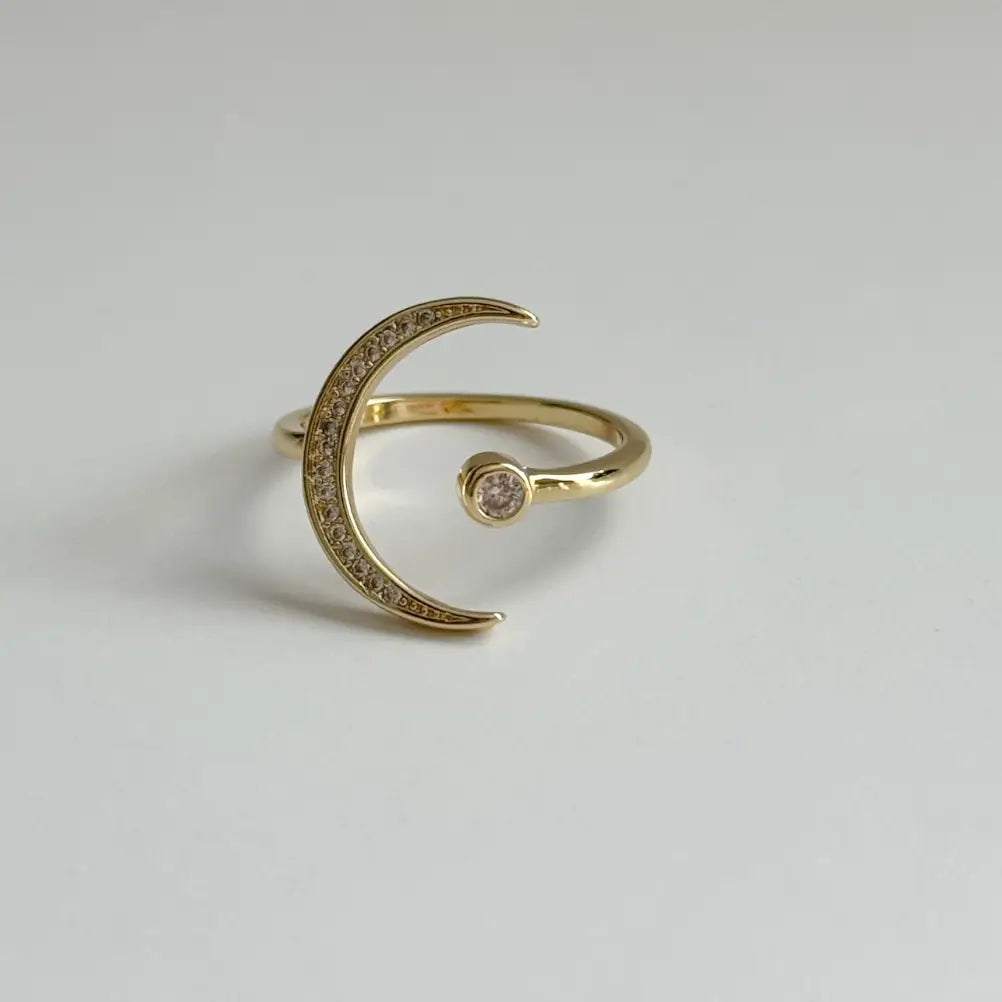 Tramps + Thieves Little Moon Ring