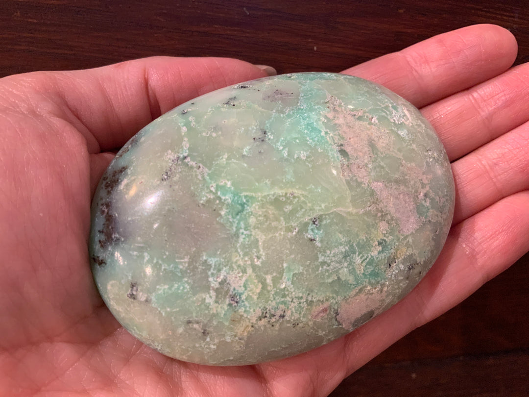 Chrysoprase Palm Stone